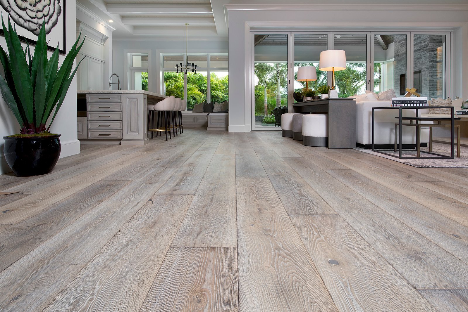 10331-3 Hardwood flooring