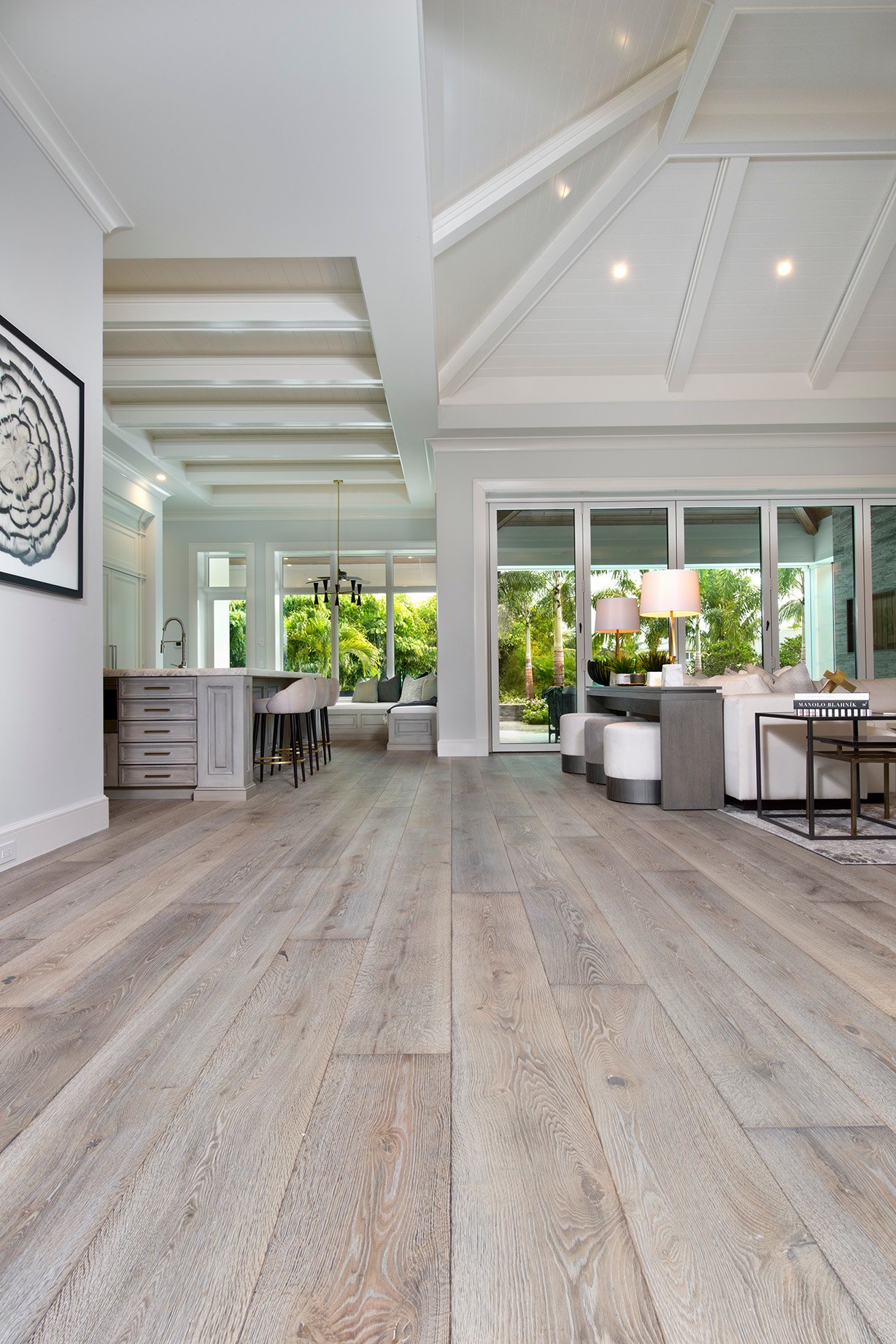 10331-4 Hardwood flooring