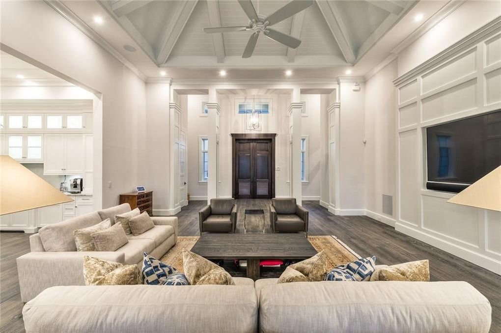 Can You Refinish Engineered Hardwood?